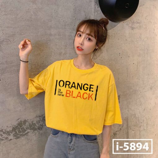 i5894 ao thun nu unisex mau vang chu orange black 2035